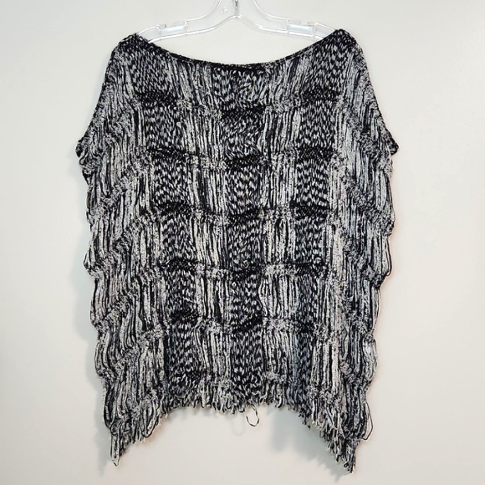Marc Cain Black and White Knit Top